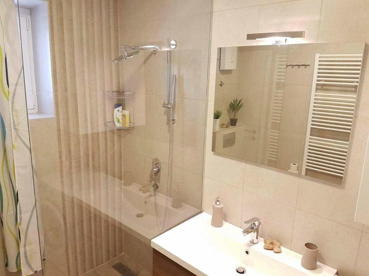 Modern Apartment In The City Center- Best Location Sarajevo Exteriör bild